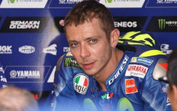 Gawat! Tangan Rossi Bolong Usai Alami Kecelakaan  