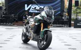 Perdana di Asia Pasifik, Moto Guzzi V100 Mandello Resmi Meluncur di Malaysia