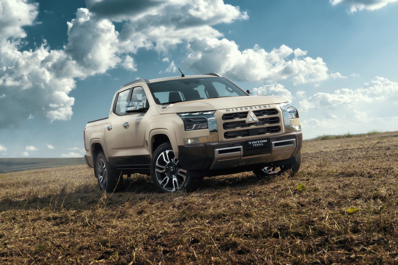 Mitsubishi Triton Terra, Incaran Kolektor Edisi Terbatas 300 Unit