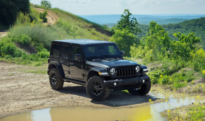 Tampil Serba Hitam, Intip Spesifikasi Jeep Wrangler Smoky Mountain Edition 2027