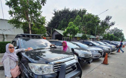 Waduh! Nekat Copot Stiker Tunggak Pajak di Mobil, Bakal Kena Sanksi Pidana