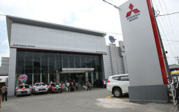 Mitsubishi Resmikan Diler Kendaraan Penumpang di Magelang