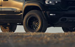 Dua Ban Off-Road Hankook Raih Penghargaan Desain Terbaik