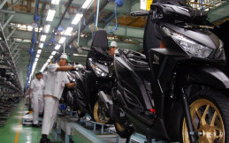 New Honda Vario Meluncur Dengan Warna Baru