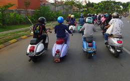 Tragis, Vespa Klasik Bakal Dilarang Beroperasi di Negara Asalnya