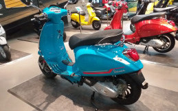Vespa Raih Penghargaan Tertinggi Internet