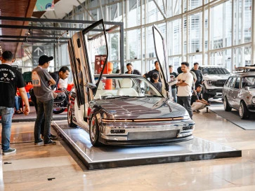 Honda Civic Nouva Nostalgia Modifikasi dan Mesin Waktu 1990
