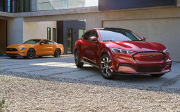 Ford Mustang Mach-E First Edition, Sudah Ludes Terpesan!