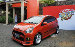 52 Unit Mobil Meriahkan Daihatsu Dress-up Challenge Manado