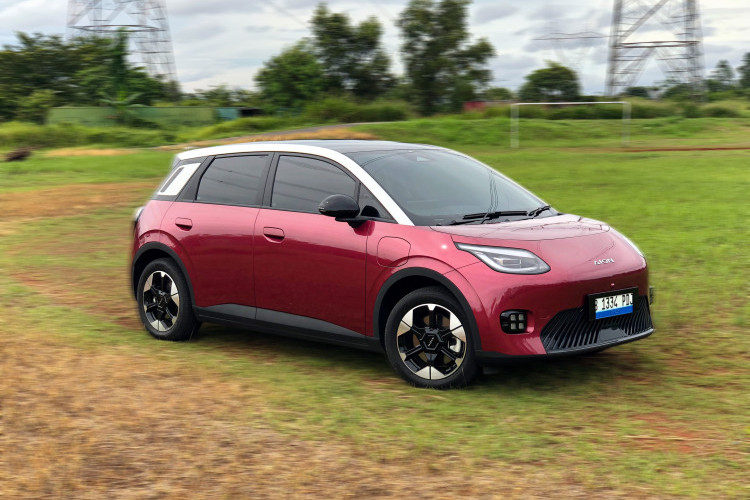 Test Drive AION UT Premium, EV 300 Jutaan Ternyaman dan Terkencang di Kelasnya