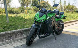 Apes, Kawasaki Z1000 Dijiplak Cina
