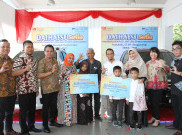  Daihatsu Bagi-bagi Mobil untuk Pelanggan di Samarinda