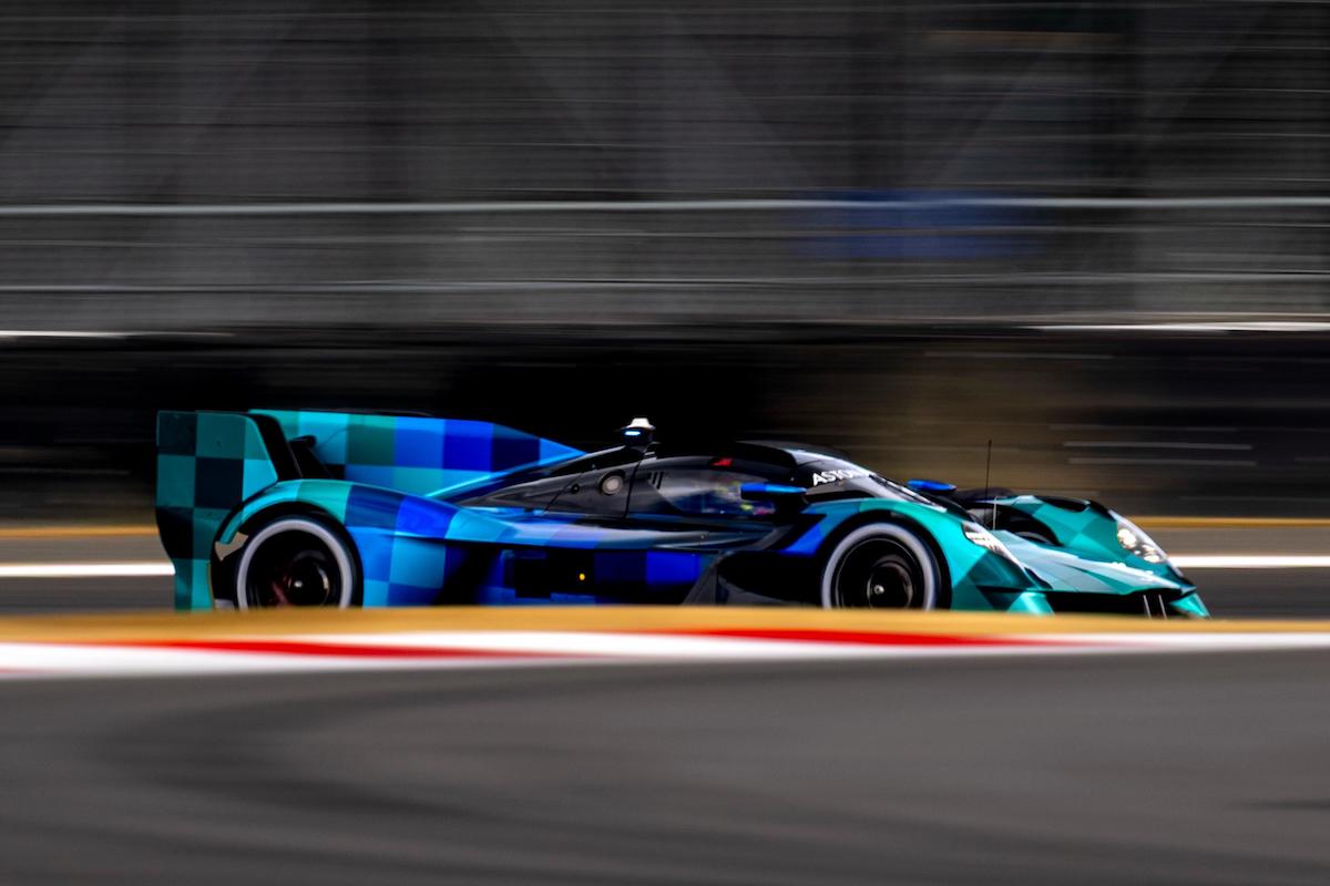 Aston Martin Valkyrie Hypercar Tes di Silverstone, Sudah Siap Tempur