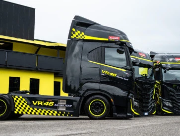 Iveco S-Way Jadi Tulang Punggung Logistik Tim Pertamina Enduro VR46, Begini Spesifikasinya