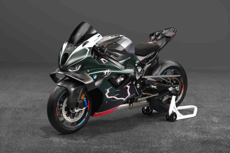 BMW M 1000 RR Limited Edition Isle of Man TT Dirilis Terbatas 115 Unit