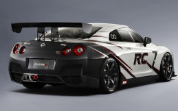 Mobil Nissan GT-R/C Ini Bisa Dikendalikan Pakai Kontroler PS4