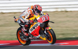 Marquez Dicemooh, Dovizioso Kecam Fans Rossi