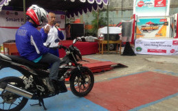 Honda Buka Sekolah Safety Riding di kota Bandung