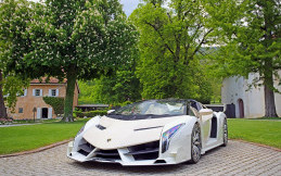Satu Dari Sembilan Lamborghini Veneno Akan Dilelang