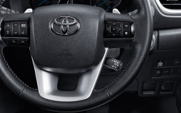 Ternyata Innova Reborn Bisa Pasang Cruise Control dan Paddle Shift
