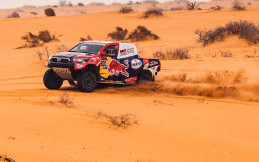 Dakar 2021 - Stage 8: Nasser Al-Attiyah Senang Toyota Hilux Masih Utuh