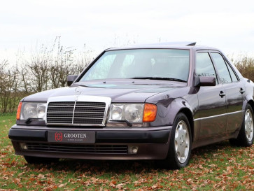 Sinergi Dua Raksasa Stuttgart, Rahasia di Balik Mercedes-Benz 500E