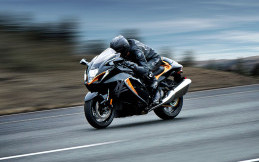 100 Unit Suzuki Hayabusa Terjual Dalam Waktu 1 Jam