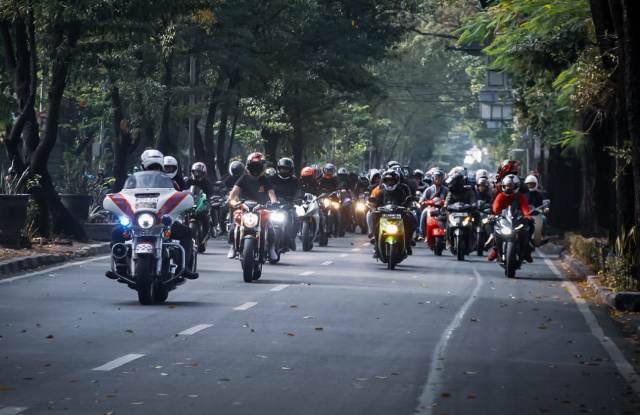 Diawali dengan Satmori, Seimos Moto Buka One Stop Shoping di Bandung