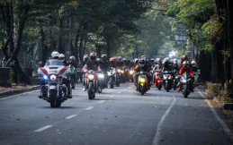 Diawali dengan Satmori, Seimos Moto Buka One Stop Shoping di Bandung