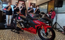Dibanderol Mulai Rp 63 Jutaan, Wahana Pastikan Pembeli New Honda CBR250RR Tidak Inden