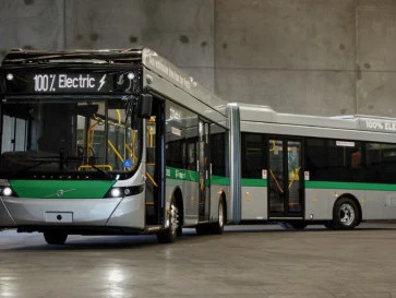 Volvo BZL Electric Articulated, Bus Gandeng yang Pakai 12 Baterai LFP