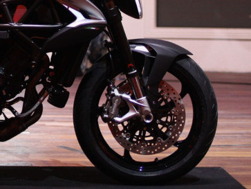 Menang Tampilan Jangan Bikin Petaka, Serba Serbi Pasang Rem Hedon