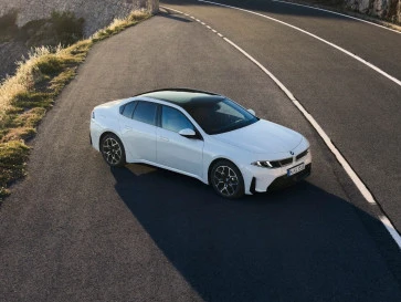 BMW i3 50 xDrive First Edition, Sudah Buka Pesanan
