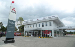Mitsubishi Fuso Resmikan Diler 3S Kedua di Lampung
