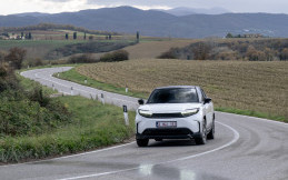 Toyota Urban Cruiser Kini Punya Daya Jelajah hingga 426 KM