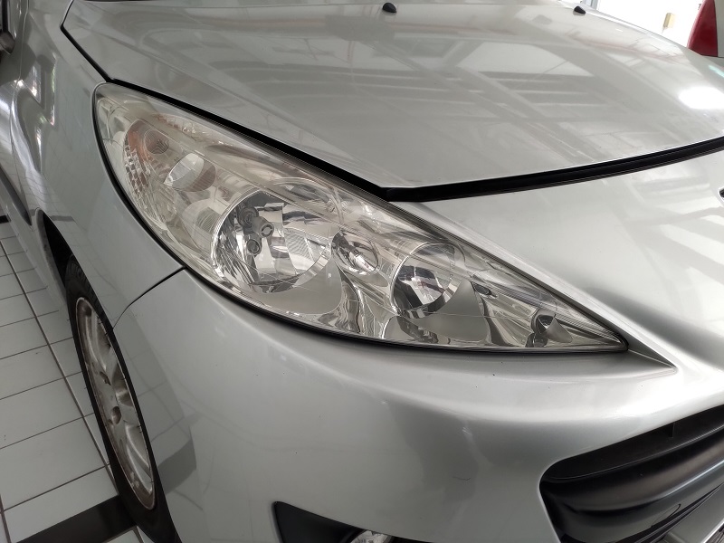 Serba-Serbi Merawat Reflektor Lampu Kendaraan