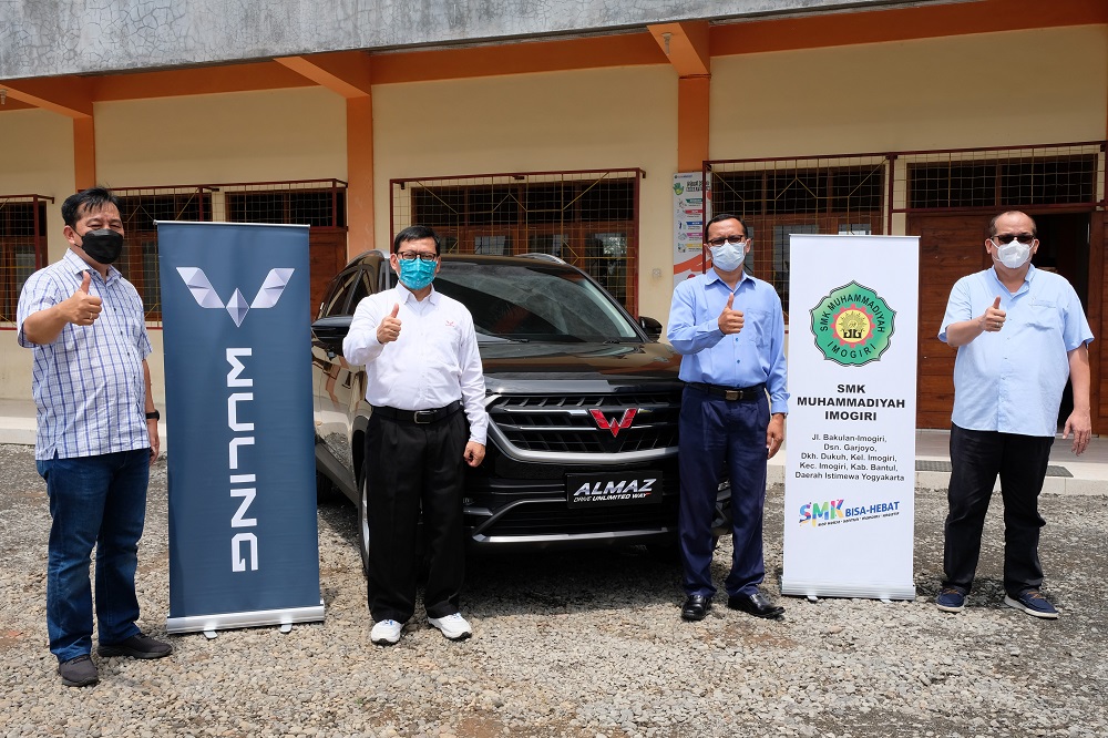 Cara Wuling Berkontribusi Soal Pendidikan di Kota Pelajar