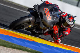 Terjatuh di GP Argentina, Lorenzo Santai
