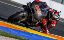 Terjatuh di GP Argentina, Lorenzo Santai