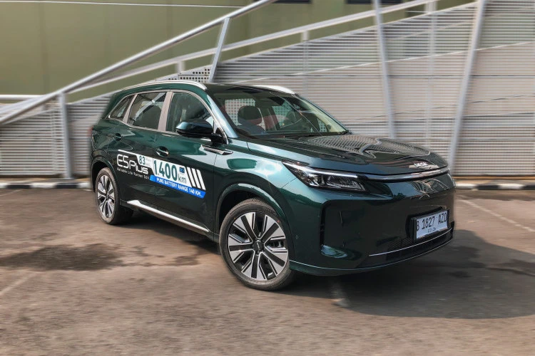 Fitur Menarik DFSK E5 Plus, SUV PHEV Siap Ramaikan Pasar
