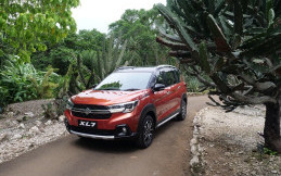 Baru Diluncurkan, Suzuki XL7 Berhasil Raih Penghargaan Car of The Year