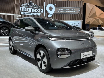 Wuling Cloud SE dan SE Pro Resmi Melantai, Harga Rp299 Juta