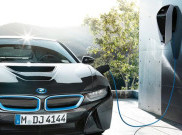 Demi Penuhi Target, BMW Produksi Baterai Mobil Listrik 