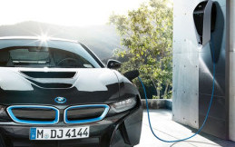 Demi Penuhi Target, BMW Produksi Baterai Mobil Listrik 
