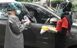 Tak Perlu Turun Kendaraan, Rapid Test dengan Sistem Drive-Thru Kini Hadir di Gading Serpong