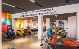 Piaggio Resmikan Diler Motoplex Pertamanya di Kota Padang