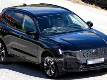 Volvo XC60 Diuji Jalan, Gunakan Mesin Hybrid Terbaru