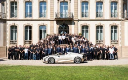 Bugatti W16 Mistral Unit Terakhir Terpesan Kolektor Timur Tengah