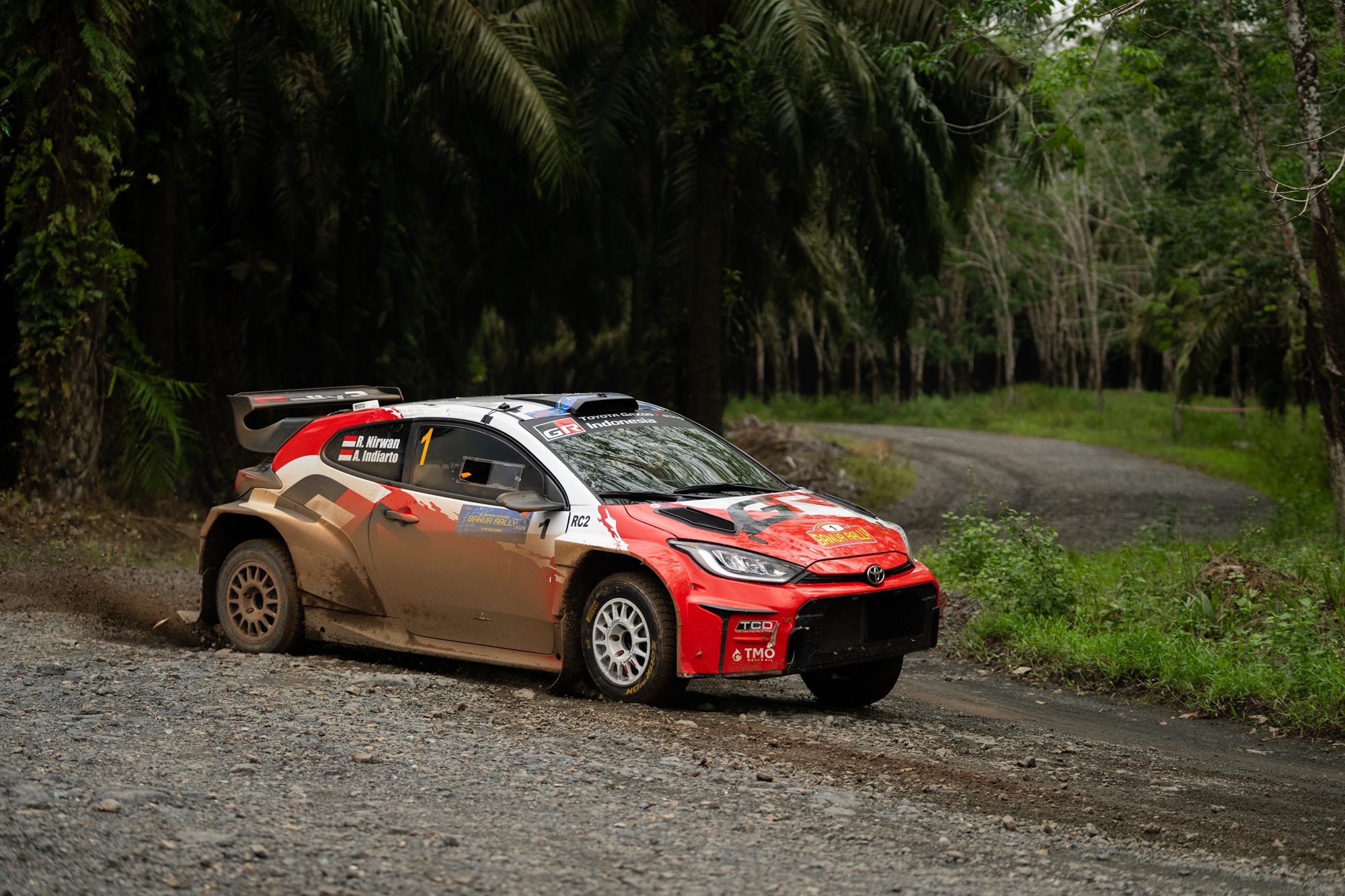 Ryan Nirwan dan Adi Indiarto Buas Kuasai Podium Kejurnas Rally