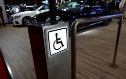 Supaya Bebas Ganjil Genap Begini Cara Dapatkan Stiker Penyandang Disabilitas